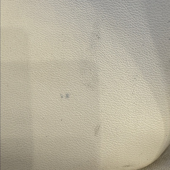 EUC! MICHAEL KORS Marilyn Medium Saffiano Leather Satchel - Picture 7 of 16